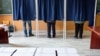 Cabine de vot la alegerile parlamentare din 1 decembrie 2024.