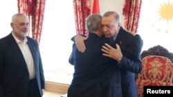 اسماعیل هنیه، رئیس دفتر سیاسی حماس، کمتر از یک ماه پیش در سفر به ترکیه با رجب طیب اردوغان دیدار کرد
