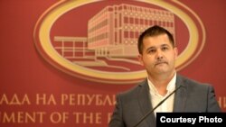 Портпарол на Влада на Македонија, Миле Бошњаковски