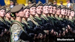 Жінки-військові на параді до Дня Незалежності України. Київ, 24 серпня 2018 року 