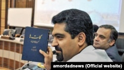 سپنتا نیکنام عضو معلق شده شورای شهر یزد