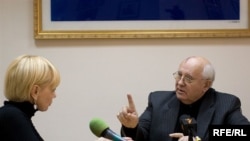 Mihail Gorbaciov intervievat de Radio Europa Liberă
