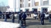 Іловайських школярів закликали бути гідними «героя» угруповання «ДНР» «Гіві» (рос.)