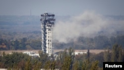 Диспетчерська вежа у вересні 2014 року