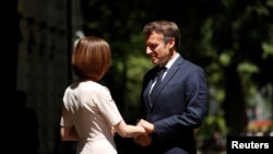 Președinta Maia Sandu și președintele Franței Emmanuel Macron la Chișinău, 15 iunie 2022.