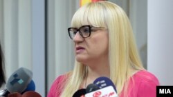 Министерката Рената Дескоска