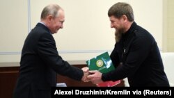 Президентан Путин Владимиран а, Нохчийчоьнан урхалхочун Кадыров Рамзанан а цхьаьнакхетар. Москвана йистера резиденци, 2018 шо марсхьокху-беттан 15-гIа де

