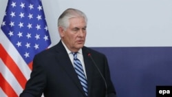 Держсекретар США Рекс Тіллерсон заявив, що це питання є «на порядку денному» в разі збільшення загроз з боку Пхеньяна