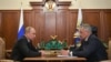 Președintele Vladimir Putinla o întîlnire cu ministrul apărării Sergei Șoigu