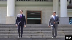 Архивска фотографија: Претседателот Стево Пендаровски и премиерот Зоран Заев