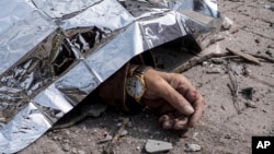 Cel puțin 11 copii din Sumî sunt răniți după atacul cu două rachete în centrul orașului ucrainean.
