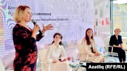 Сулдан: Ирада Әюпова, Наталья Фишман-Бикмәмбәтова, Сөембикә Җиһаншина, Мәдинә Тимерҗанова