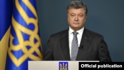 Петро Порошенко заявляє, що в нинішній ситуації НАТО є єдиним механізмом із підтримання безпеки
