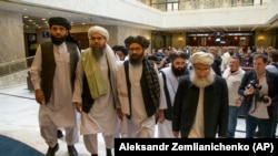 ارشیف، د ملا برادر په مشرۍ په قطر کې د طالبانو پلاوی