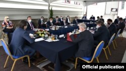 Лидерска средба кај претседателот Стево Пендаровски на 18 мај
