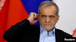 Иранскиот претседател Масуд Пезешкијан