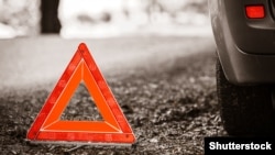 Унаслідок ДТП загинула 33-річна жінка, ще вісьмох громадян України, які їхали автобусом, доправили до лікарні