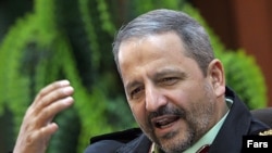 آقای احمدی مقدم در عين حال انتقادات تندی را به قوه قضائيه وارد کرد و از جمله گفت: «برخورد دستگاه قضايی با جرايم قاطعانه نيست.»