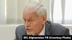 د افغانستان لپاره د ناټو ملکي استازي نیکولاس کې