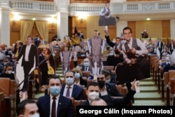 Protestul Opoziției la Ora Premierului