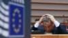 Premierul maghiar Viktor Orbán într-o sesiune plenară a Parlamentului European în care a fost foarte criticat în legătură cu situația statului de drept în Ungaria, la Bruxelles, 26 aprilie, 2016.