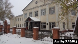 Элеккеге 20нче татар мәктәбе бинасы