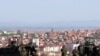 Strategiju za sever su podržali mnogi međunarodni faktori, ali se njoj oštro protive zvanični Beograd i predstavnici Srba sa severa Kosova.