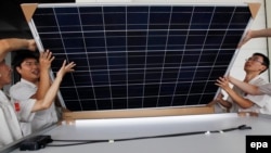 România, la fel ca și Europa, este dependentă de panourile fotovoltaice produse în China. 