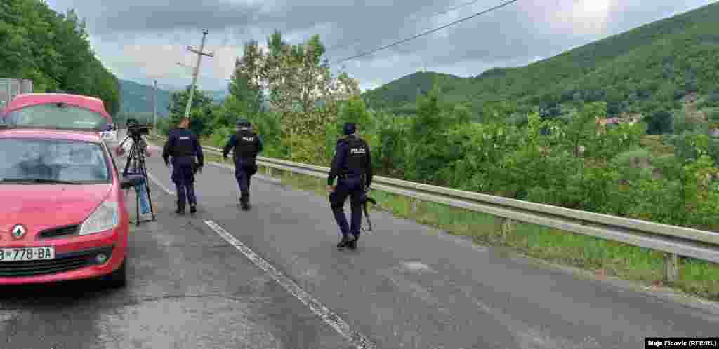 Kosovska policija tokom akcije u Zubinom potoku 