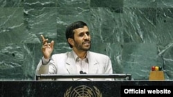 آقای احمدی نژاد گفته بود در نظر دارد در شورای امنیت سازمان ملل متحد، از «حق هسته ای ایران» دفاع کند