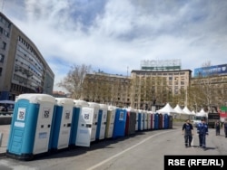 Zbog mitinga vlasti saobraćaj u centru Beograda blokiran je tri dana, 13. april 2025.