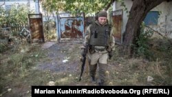 Український військовий біля Богданівки в Донецькій області, вересень 2019 року