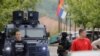 Një autoblind i Policisë së Kosovës në Zveçan më 27 maj 2023.
