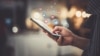 Aplicația TikTok a luat avânt în România. Potrivit rețelei de socializare, numărul de utilizatori a ajuns în 2024 la circa 9 milioane. Populația României este 19 de milioane de oameni, iar pe listele electorale sunt înscrise 18 milioane de votanți (numărul cuprinde și diaspora).