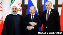 Իրանի, Ռուսաստանի և Թուրիայի նախագահներ Հասան Ռոհանի, Վլադիմիր Պուտին և Ռեջեփ Էրդողան, Սոչի, 14-ը փետրվարի, 2019թ.