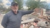 67-годишният Илия показва развалините на къщата си в столичния квартал "Захарна фабрика", 22 април 2025 г. Седмица по-рано властите разрушиха постройките в ромската махала по нареждане на районния кмет Емил Бранчевски.