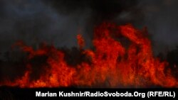 Раніше в ДСНС повідомляли, що минулої доби рятувальники двічі гасили пожежі полів із пшеницею в Миколаївській області