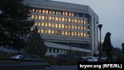 Будівля Верховної Ради Автономної Республіки Крим, архівне фото 