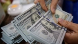 Gara bazarda dollar aşaklaýar, ýöne gymmat bahalar saklanýar