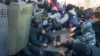 Донецька міліція не перейшла на бік проросійських мітингувальників − прес-служба ОДА