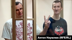 Олег Сенцов (ліворуч) і Олександр Кольченко у російському суді, Ростов на Дону, 25 серпня 2015 року