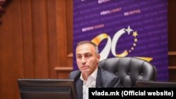 Артан Груби, вицепремиер и министер за политички систем и односи меѓу заедниците