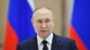 Руският президент Владимир Путин по време на посещението си на космодрума "Восточни" в Амурска област, 12 април 2022 г.
