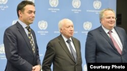 Средба на шефовите на дипломатиите на Македонија и на Грција, Димитров и Коѕијас со медијаторот на ОН Нимиц во Виена 25.04.2018