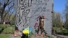 Монумент «Пам’ять заради майбутнього» в історико-меморіальному заповіднику «Бабин Яр»