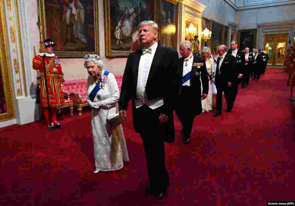 Елизавета II АКШ президенты Дональд Трамп белән, 2019 ел