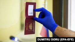 З 1 липня 2022 року почав діяти візовий режим для громадян Росії