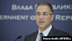 Небојша Стефановиќ