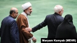 محمدجواد ظریف و مجتبی ذوالنور در نشست روز دوشنبه مجلس شورای اسلامی