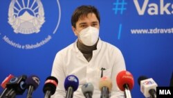 Александар Петличковски, претседателот на Комисијата за заразни болести